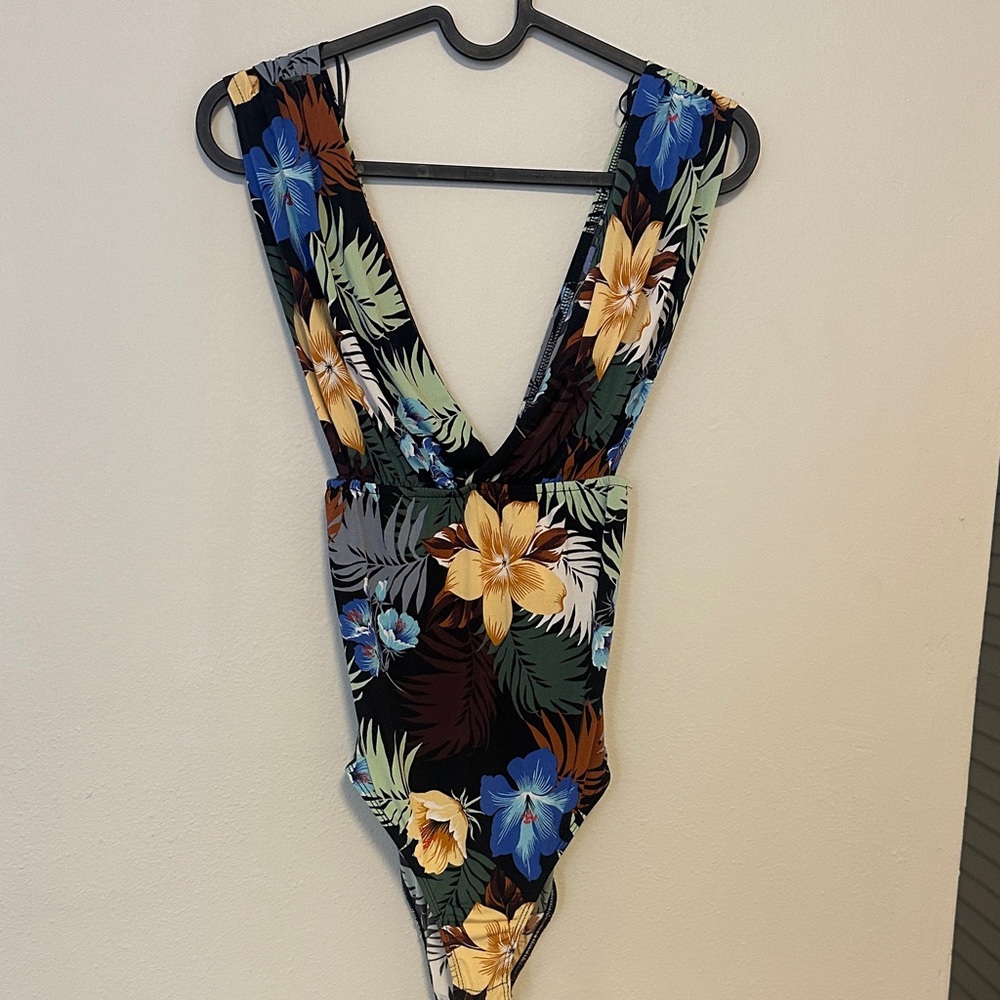 Stradivarius Floral One-Piece body